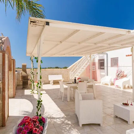 Semesterbostad Luna Rossa Salento - Casa Rossa Porto Cesareo